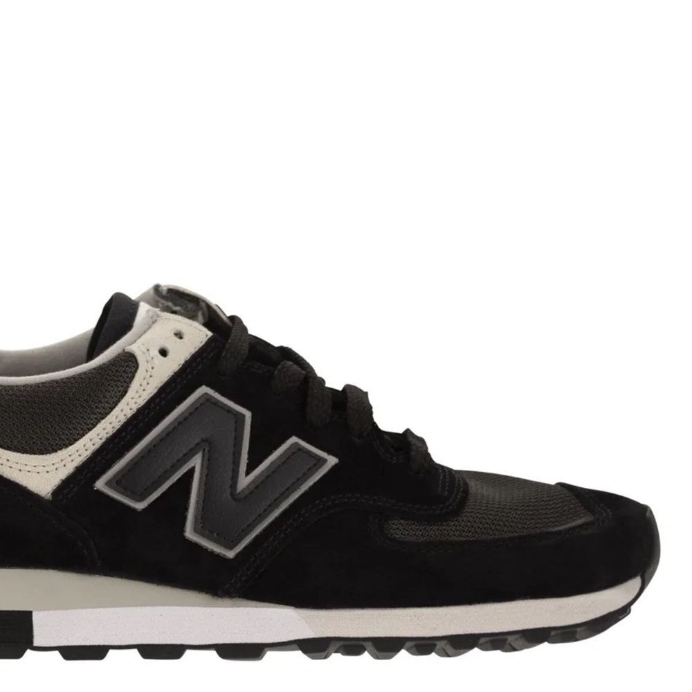 New Balance 574 Black Noir Grey U574SBG Size 8.5 - Picture 2 of 11